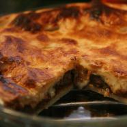Chilli Beef And Cheese Meat Pie 
